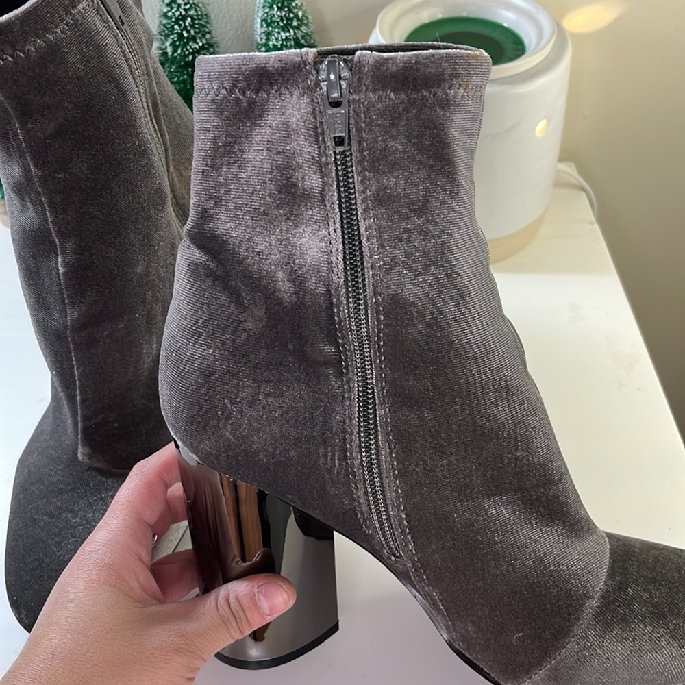 Aldo Cassydie Velvet Mirrored Heel Ankle Bootie - Picture 6 of 9
